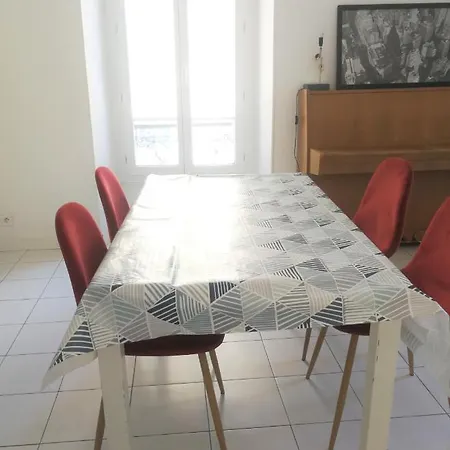 110m2 Plein Centre * Nice