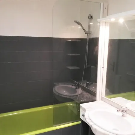 110m2 Plein Centre Lägenhet *