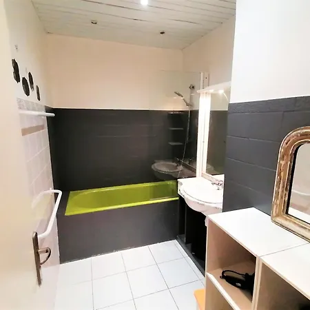 110m2 Plein Centre Apartment *