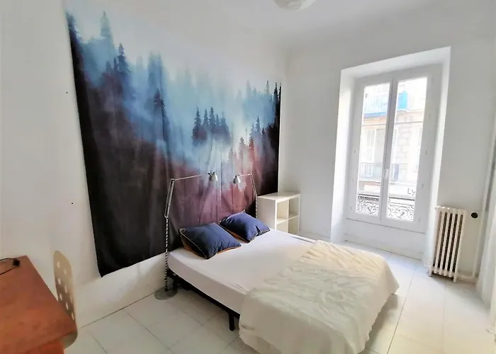110m2 Plein Centre ניס